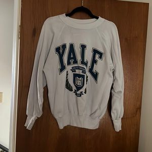 Vintage 90’s YALE crewneck sweatshirt